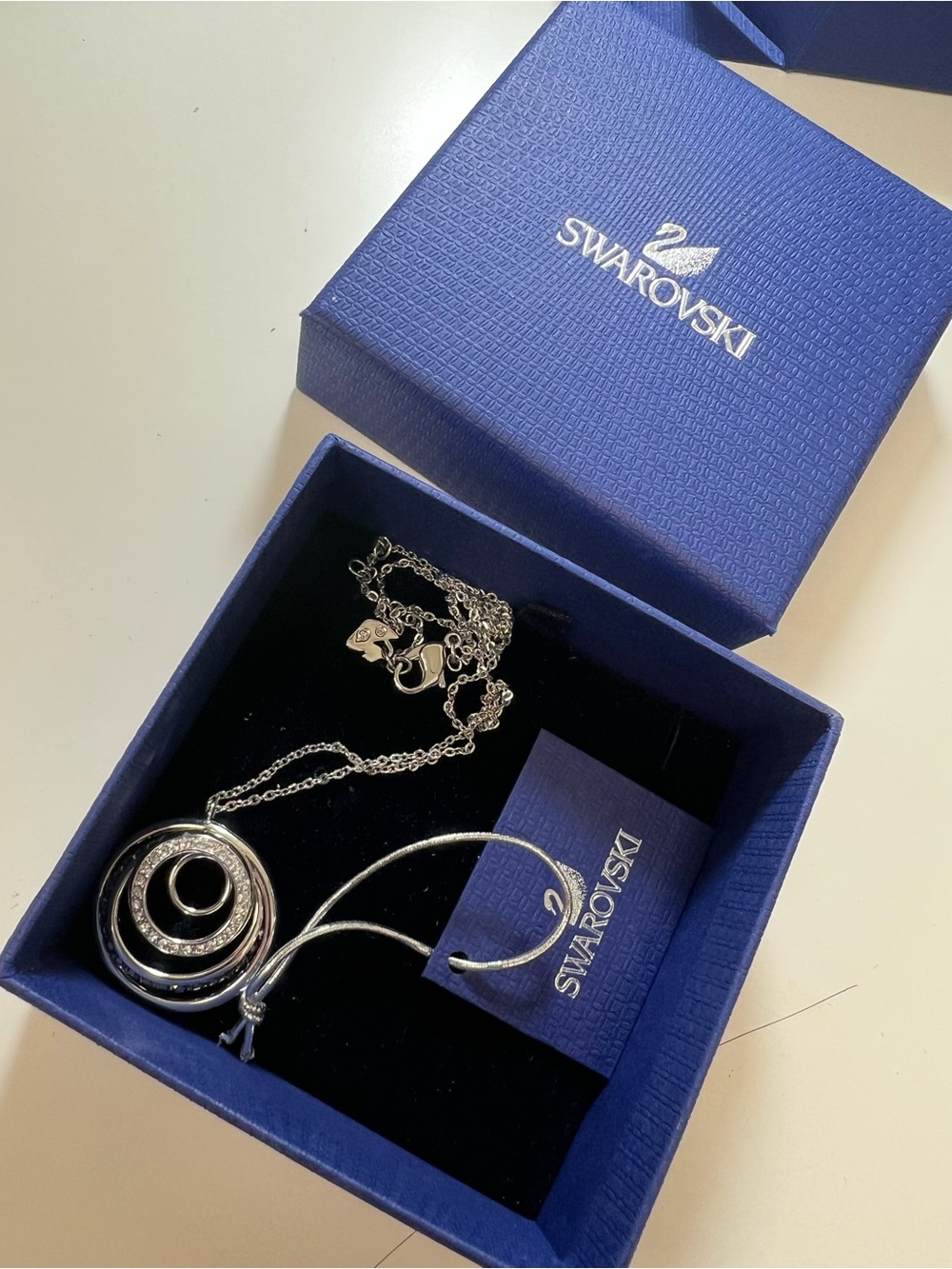NWT Swarovski Silver Crystal Concentric Circle Pendant Necklace